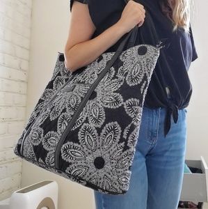 Large Vera Bradley Tote Bag